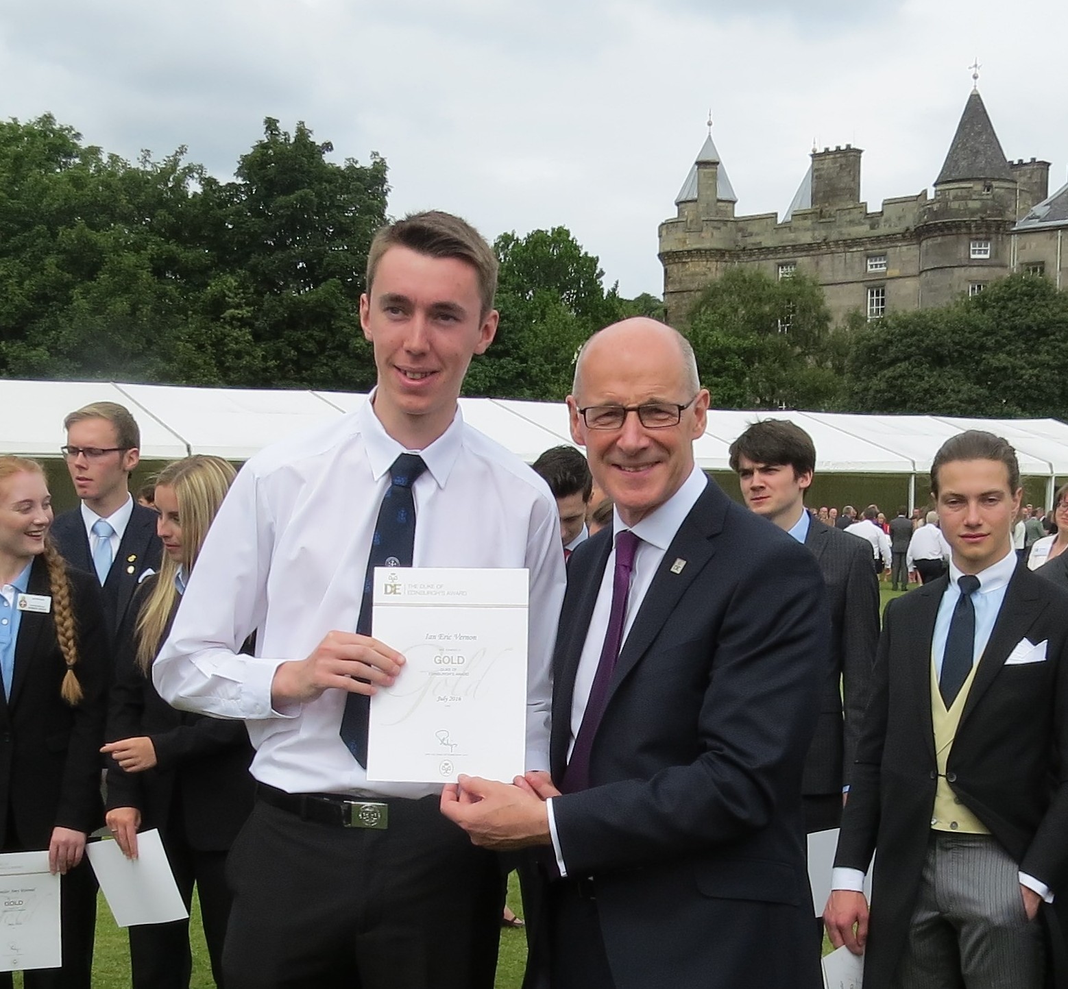 DofE Gold awards for BB young people